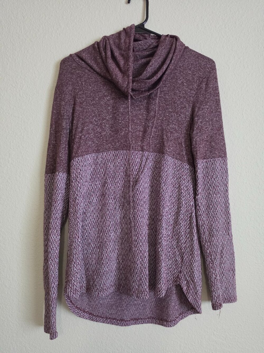 Women's Casual Long-Sleeved Cowl Neck Shirt Size XS